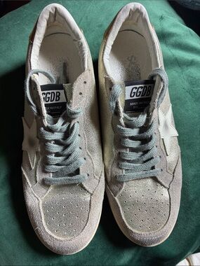 Golden Goose Ballstar.